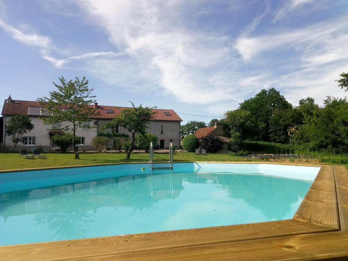 Chambres D'Hotes Quatre Mains Saint-Priest-des-Champs Exterior photo